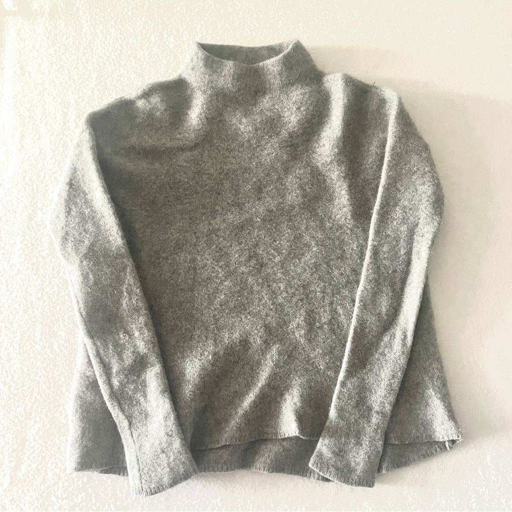 100% Cashmere Bloomingdale’s Gray Cozy Women's Turtleneck Sweater Size XS